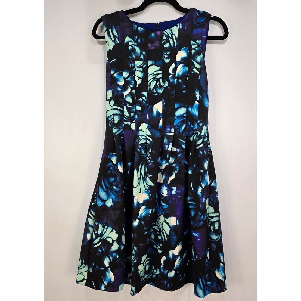 Vince Camuto Watercolor Fit and Flare Dress 6 - Picture 8 of 8